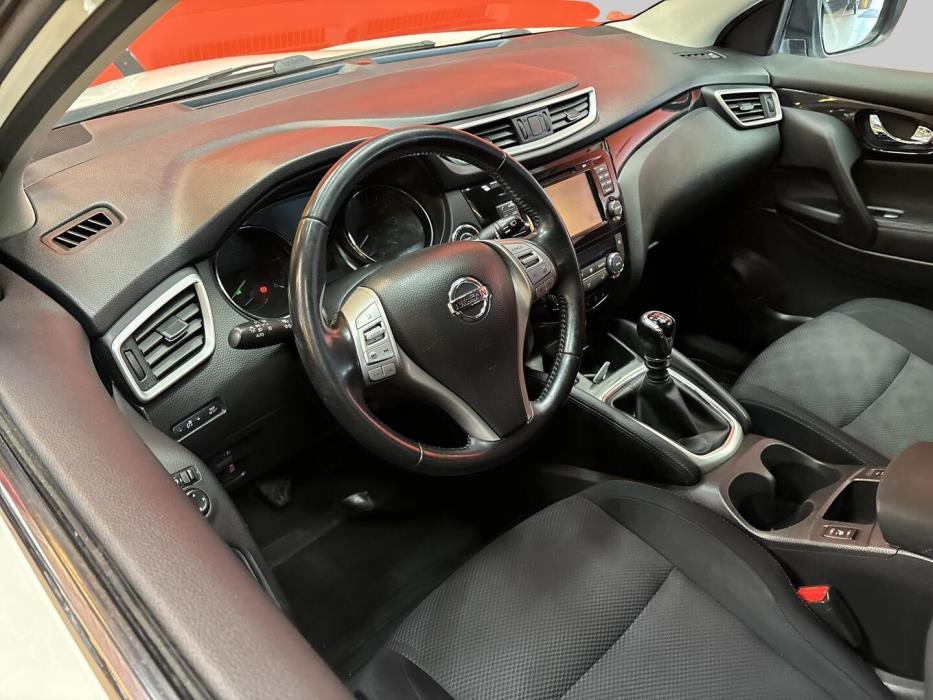 NISSAN Qashqai 2016