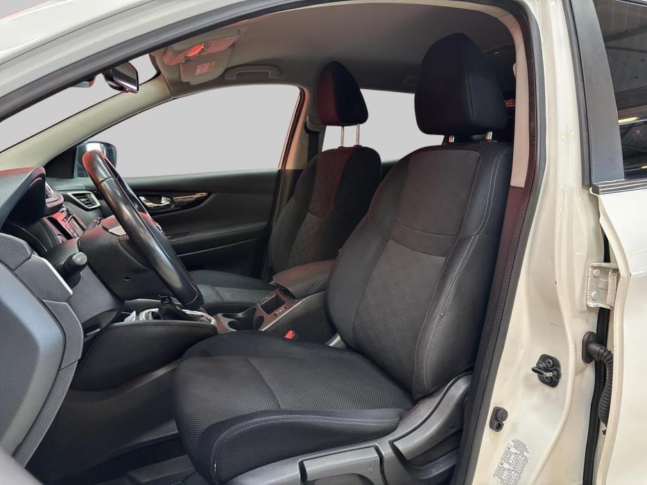 NISSAN Qashqai 2016