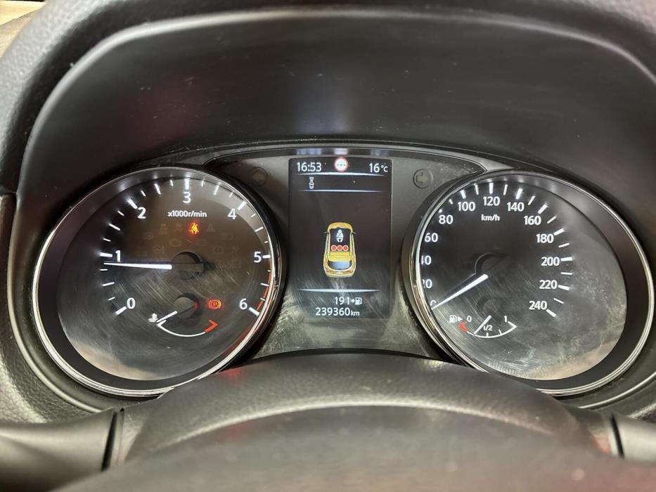 NISSAN Qashqai 2016