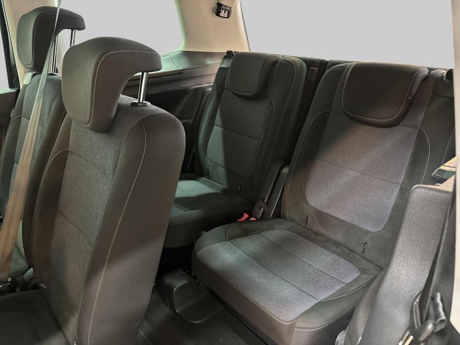 VOLKSWAGEN Sharan 2012