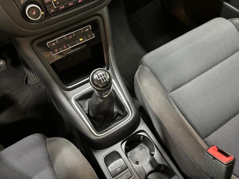 VOLKSWAGEN Sharan 2012