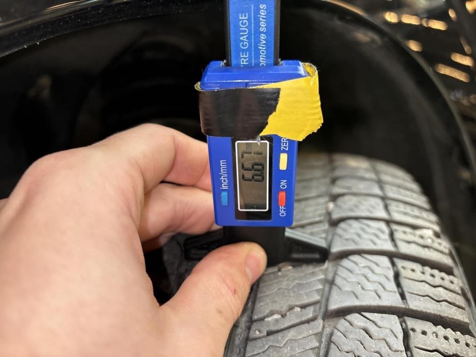 VOLKSWAGEN Sharan 2012