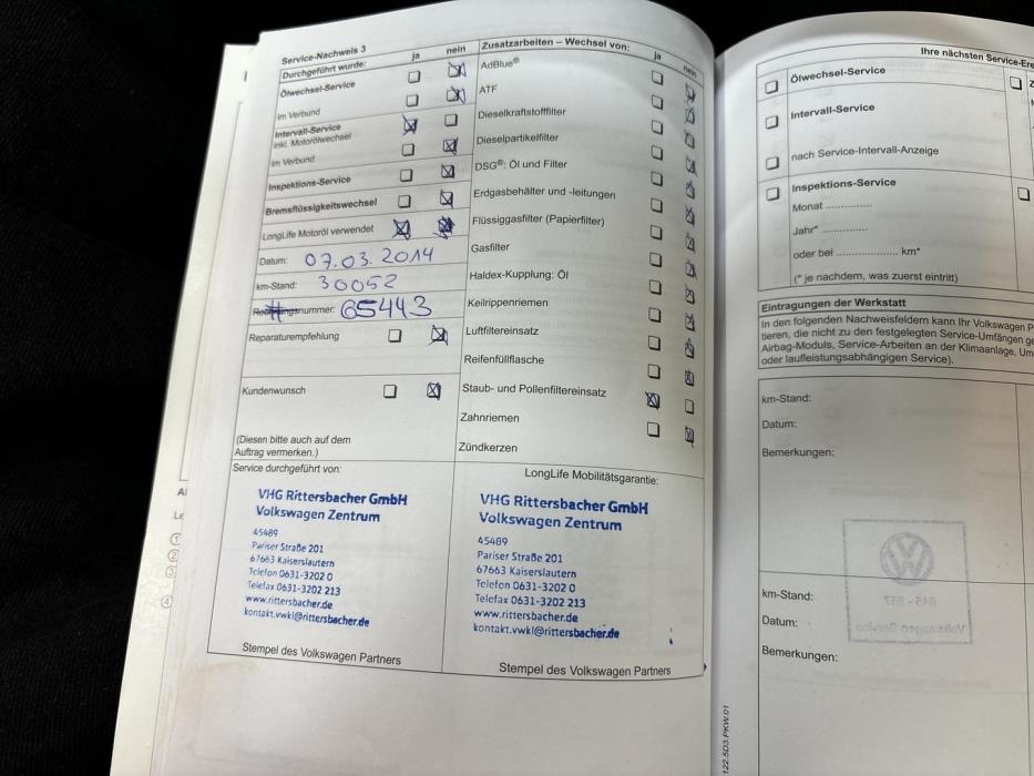 VOLKSWAGEN Sharan 2012