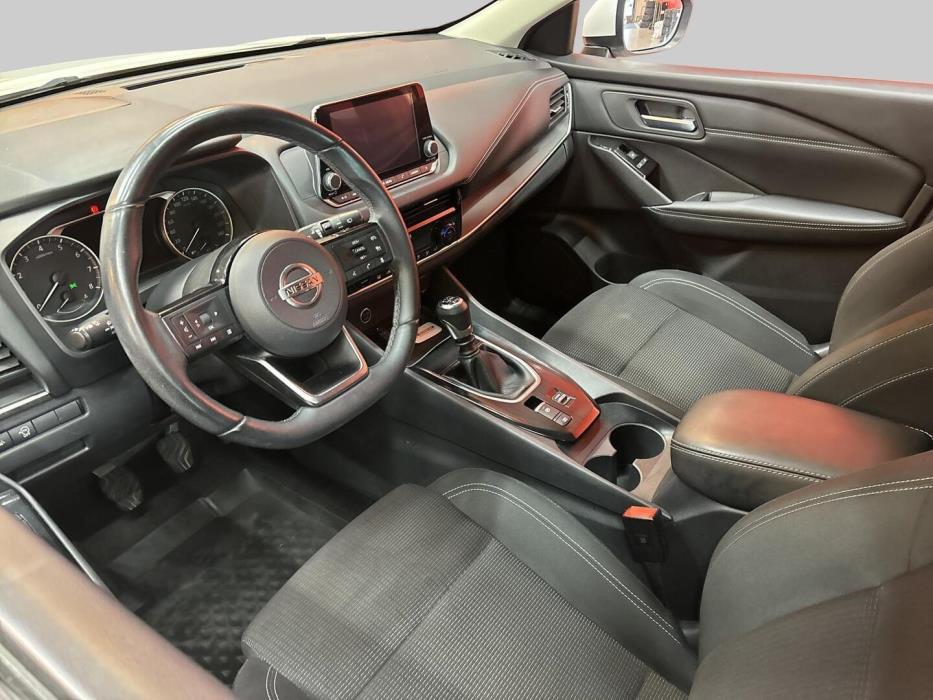 NISSAN Qashqai 2022