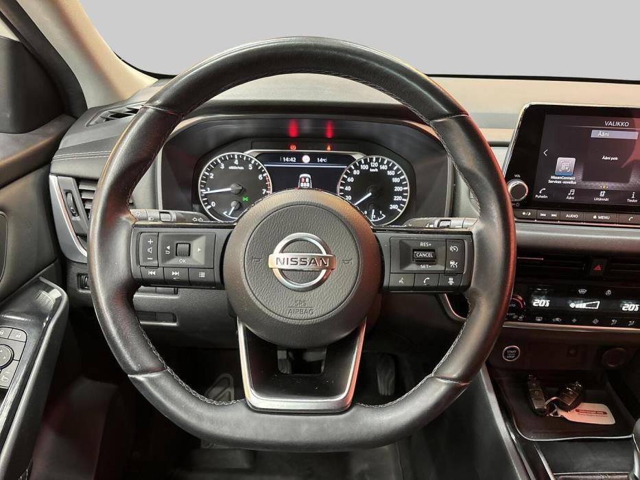 NISSAN Qashqai 2022