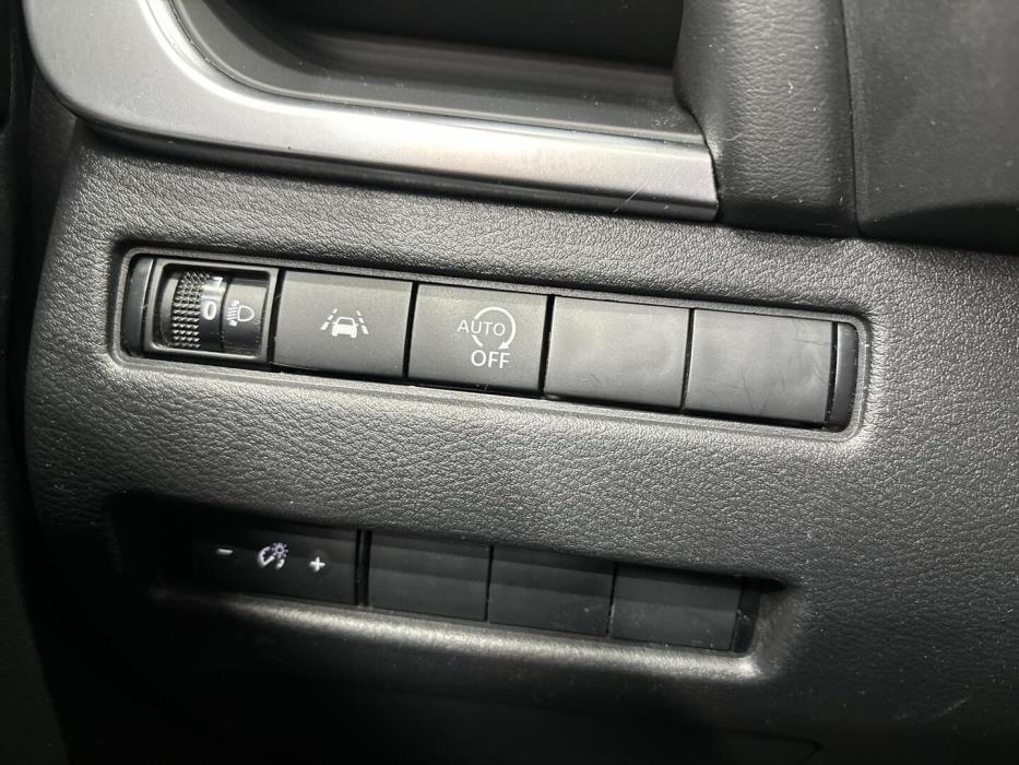 NISSAN Qashqai 2022