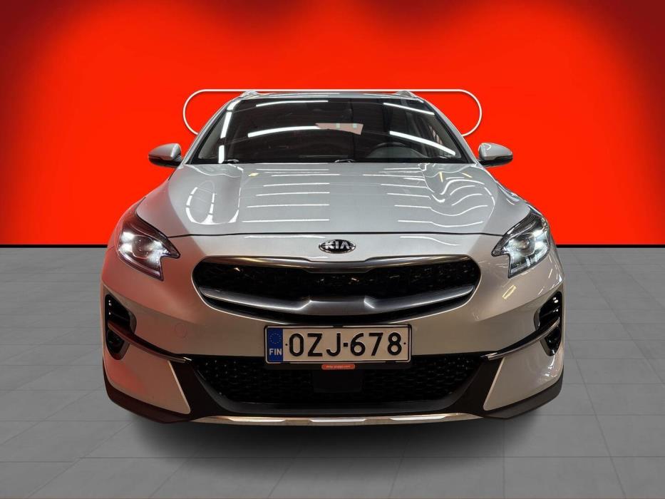 KIA XCEED 2021