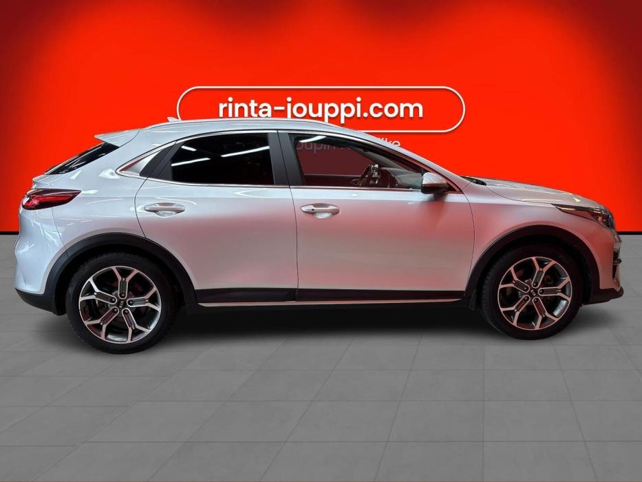 KIA XCEED 2021
