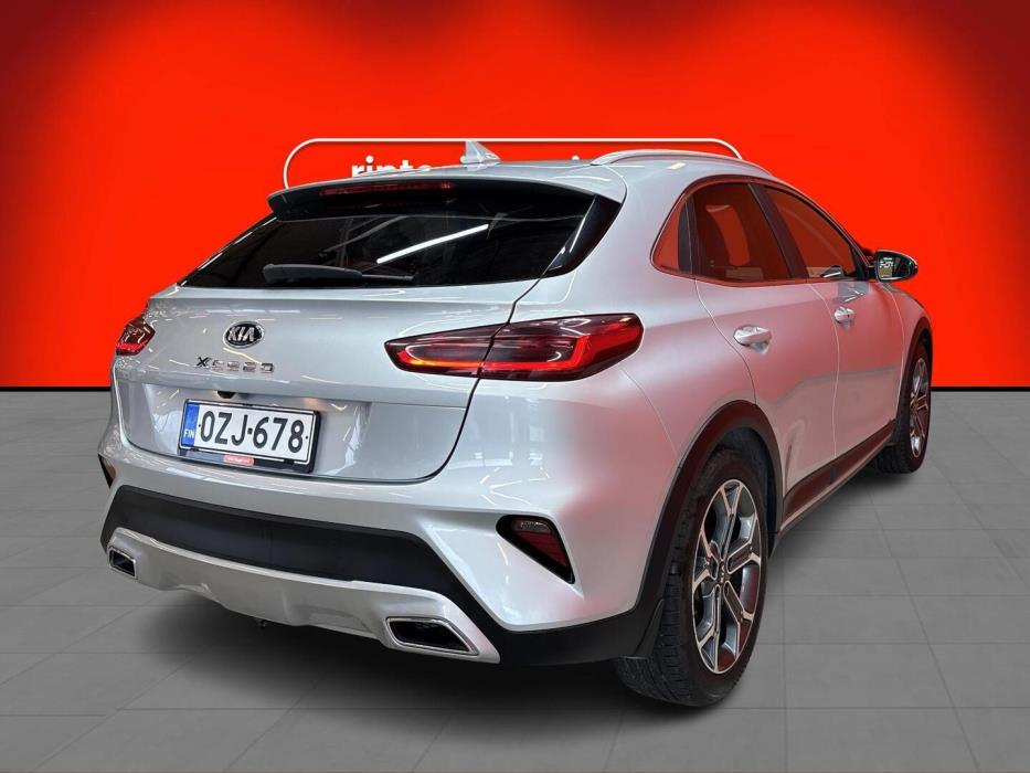 KIA XCEED 2021