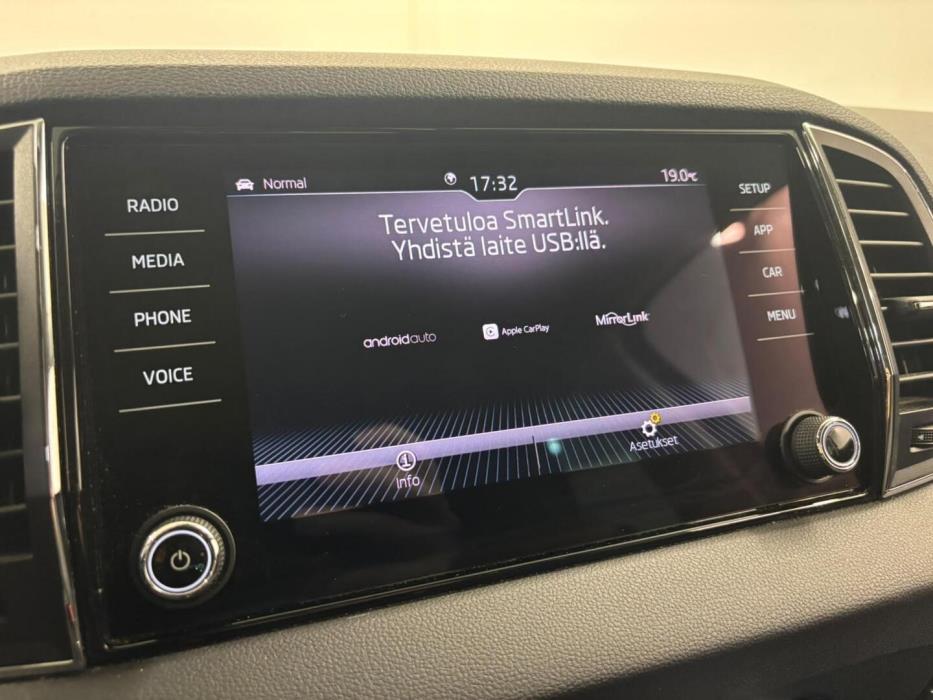 SKODA Karoq 2019