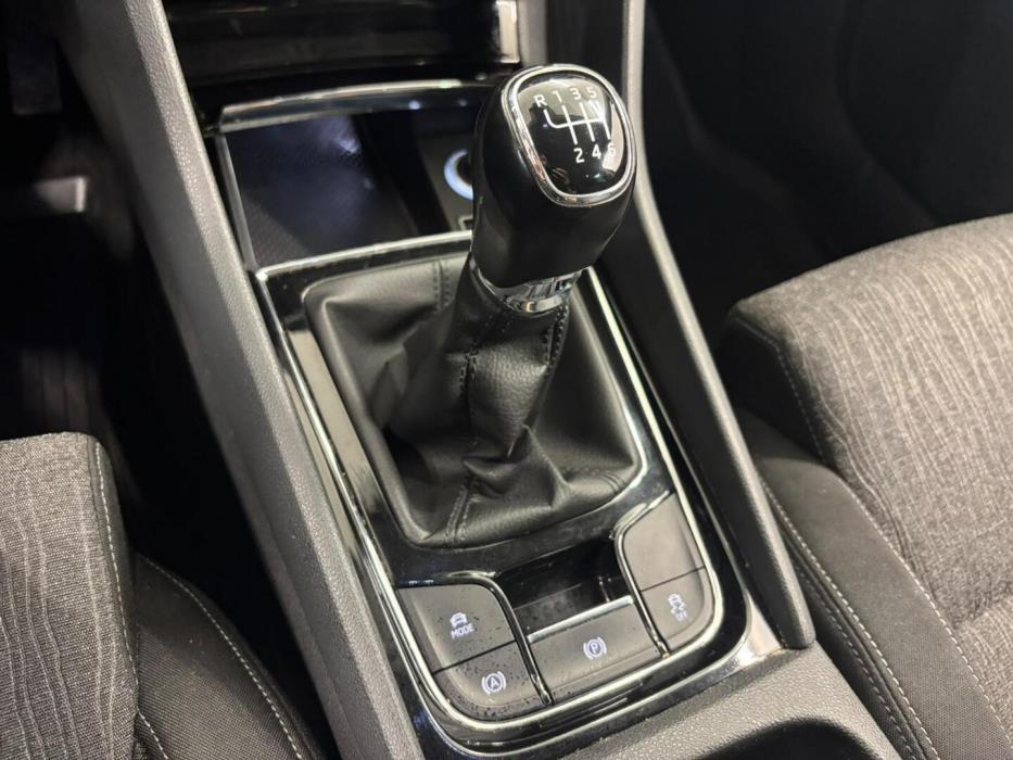SKODA Karoq 2019
