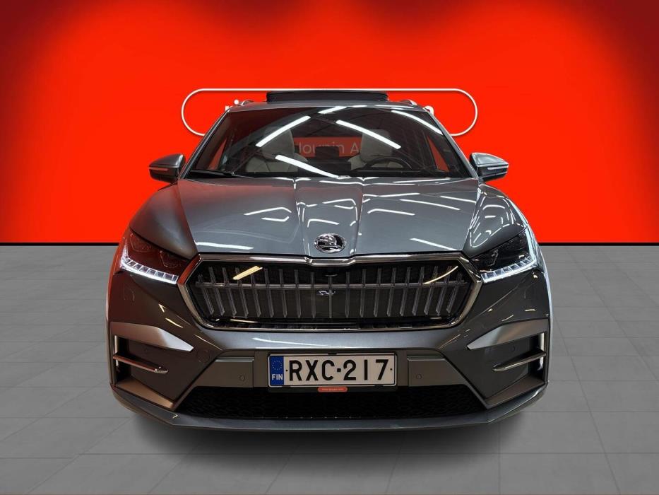 SKODA Enyaq 2025