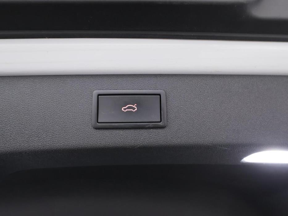 SKODA ENYAQ 2022