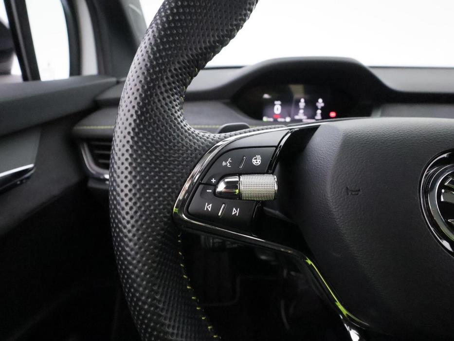 SKODA ENYAQ 2022