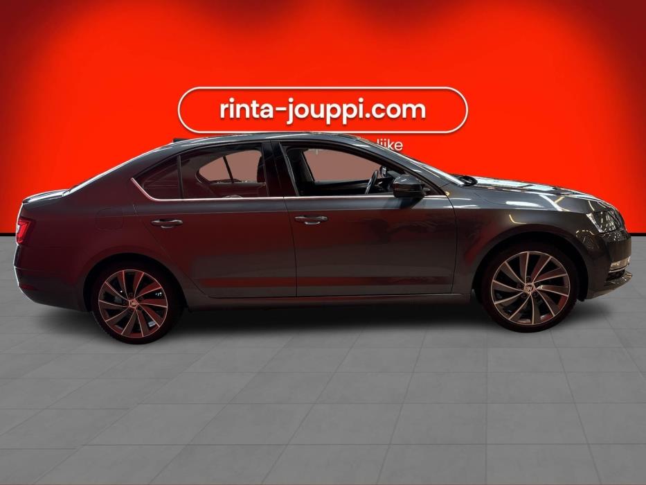 SKODA OCTAVIA 2019