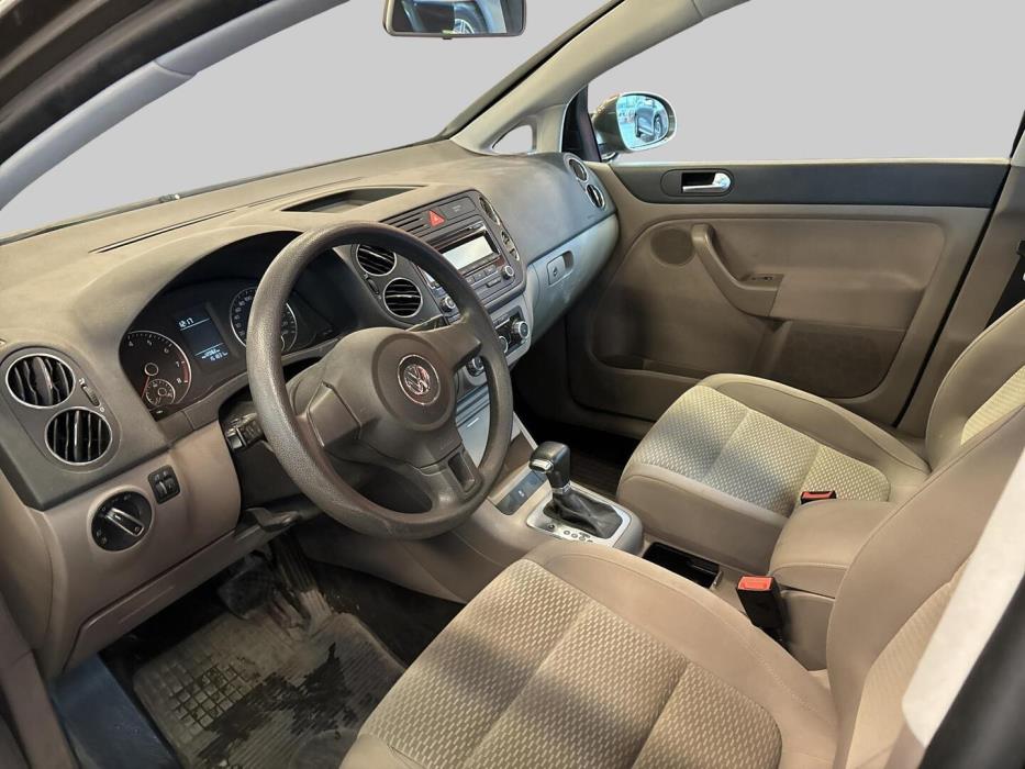 VOLKSWAGEN Golf Plus 2010