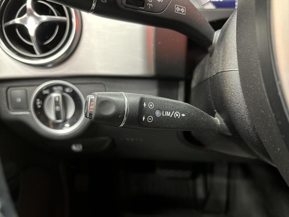 MERCEDES-BENZ GLK 2013
