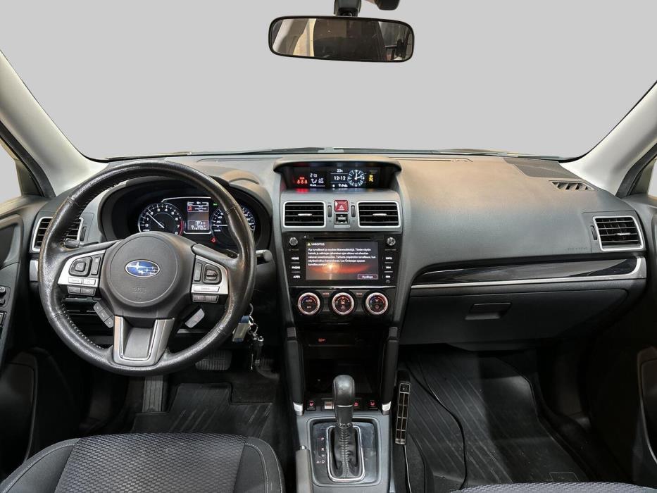 SUBARU Forester 2018