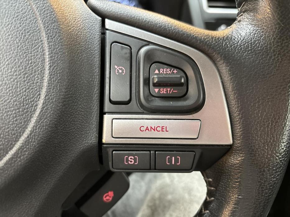 SUBARU Forester 2018