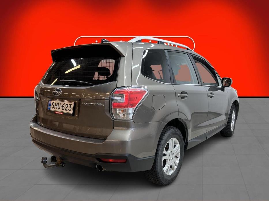 SUBARU Forester 2018