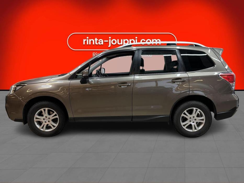 SUBARU Forester 2018