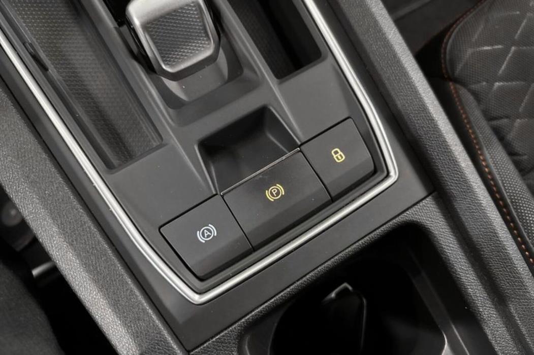 SEAT LEON SPORTSTOURER 2021