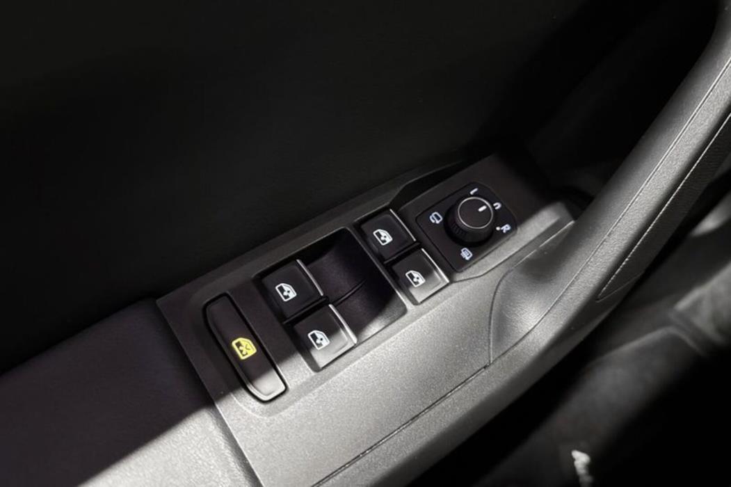 SEAT LEON SPORTSTOURER 2021