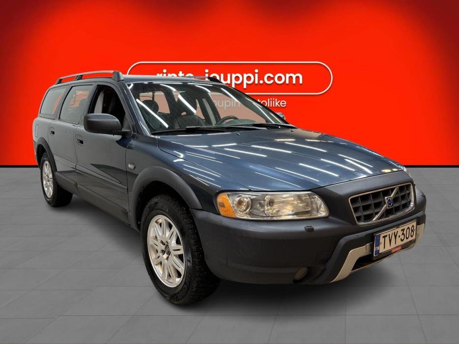 VOLVO XC70 2004