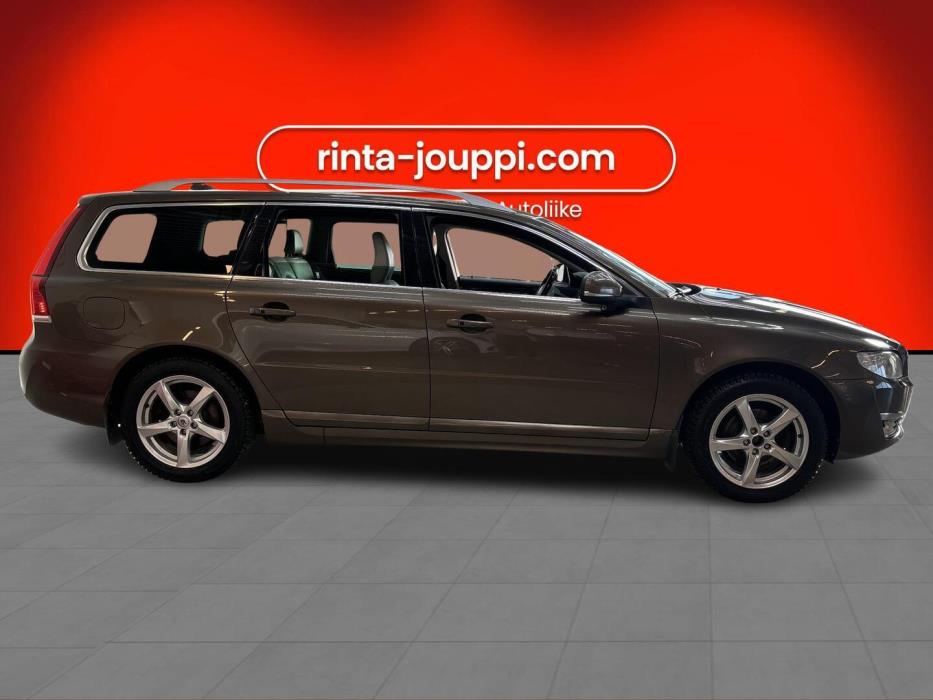 VOLVO V70 2014