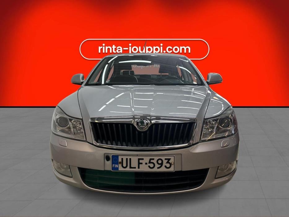 SKODA Octavia 2011