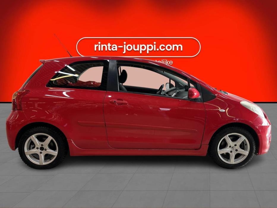 TOYOTA Yaris 2007