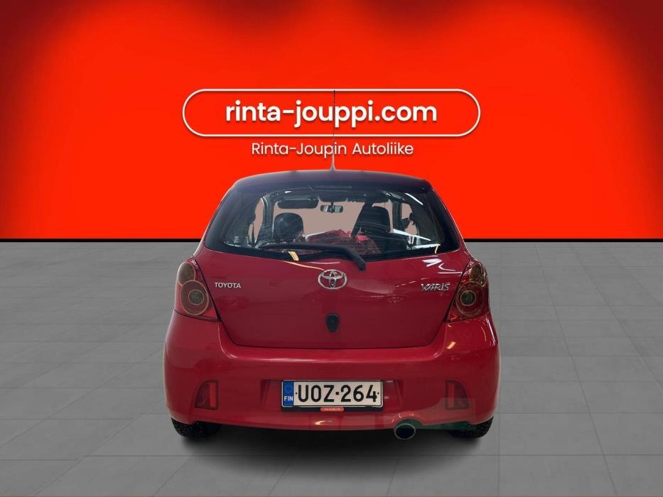 TOYOTA Yaris 2007