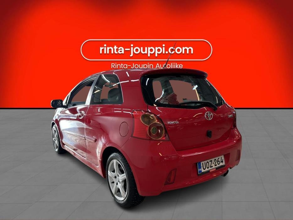 TOYOTA Yaris 2007