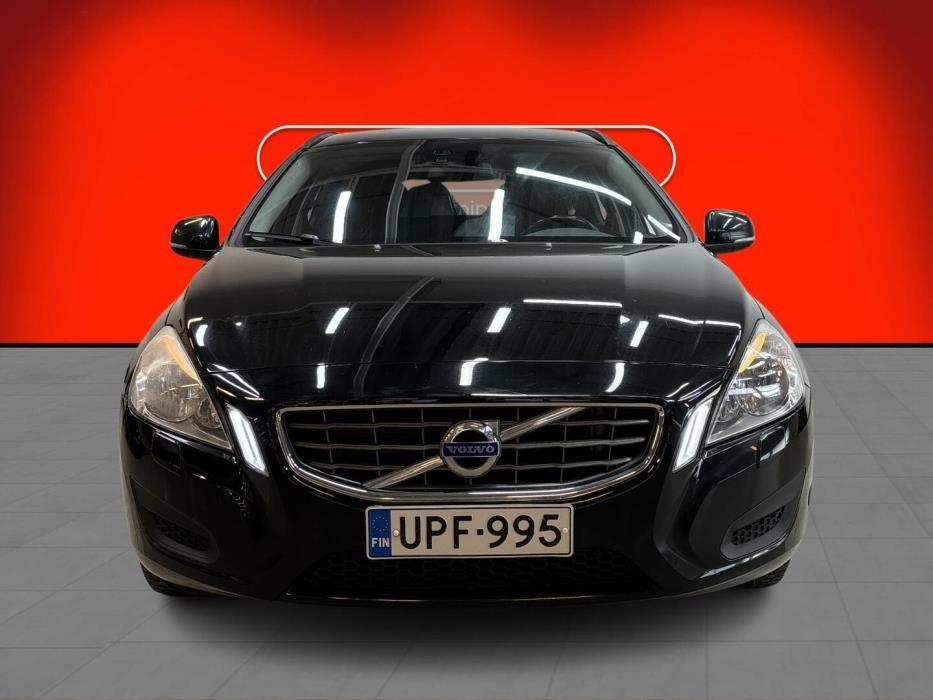 VOLVO V60 2011