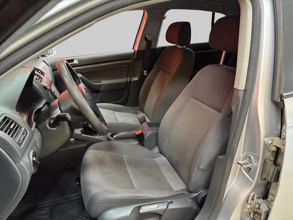 VOLKSWAGEN Jetta 2006
