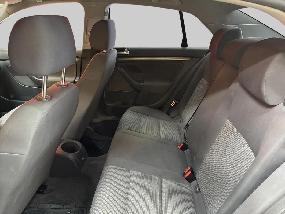 VOLKSWAGEN Jetta 2006