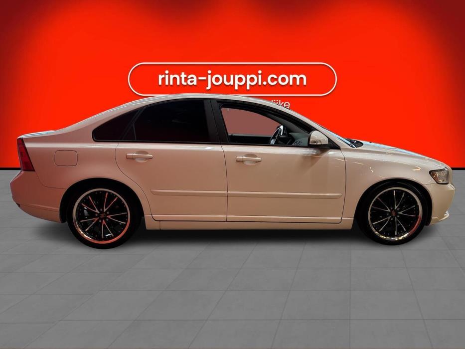 VOLVO S40 2011