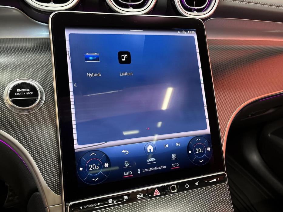 MERCEDES-BENZ GLC 2023