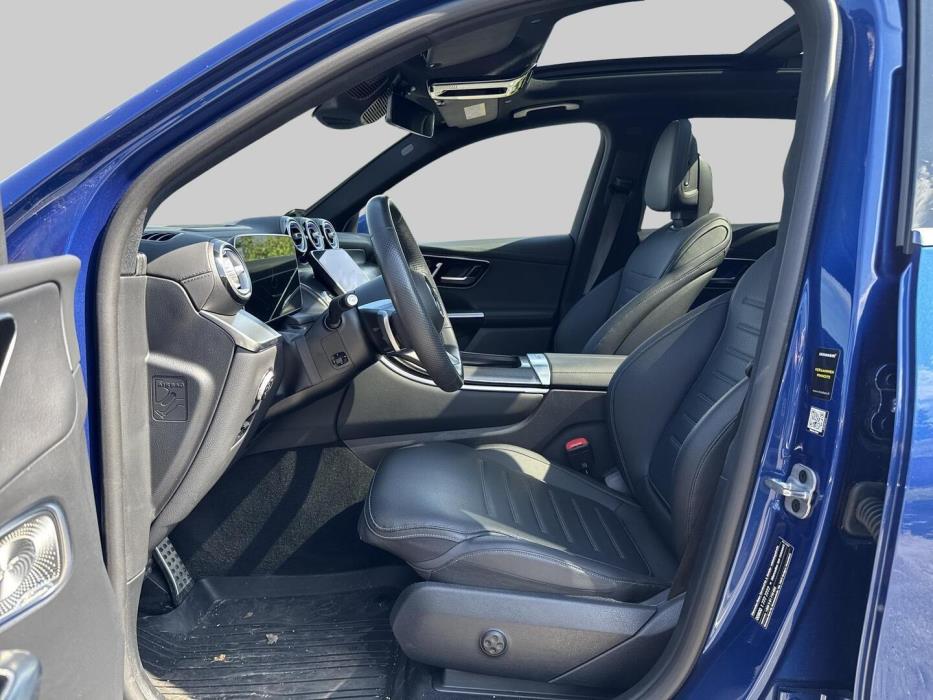 MERCEDES-BENZ GLC 2023