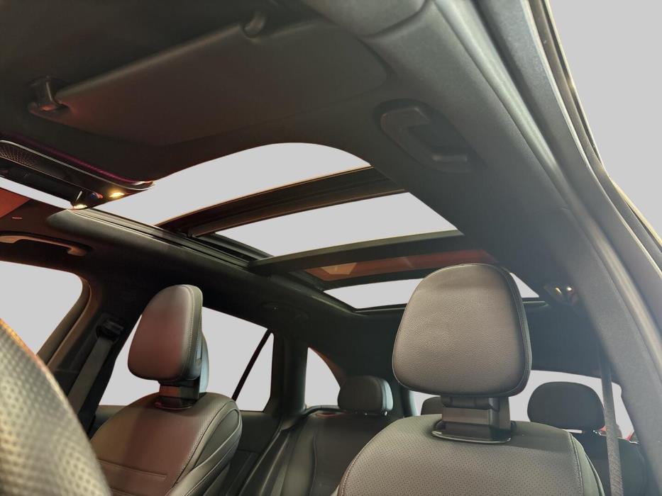 MERCEDES-BENZ GLC 2023