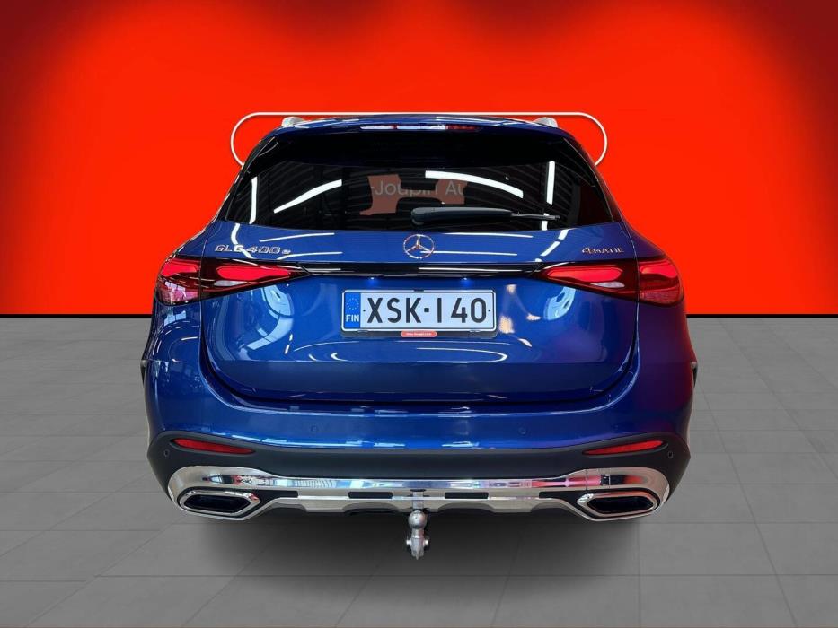 MERCEDES-BENZ GLC 2023