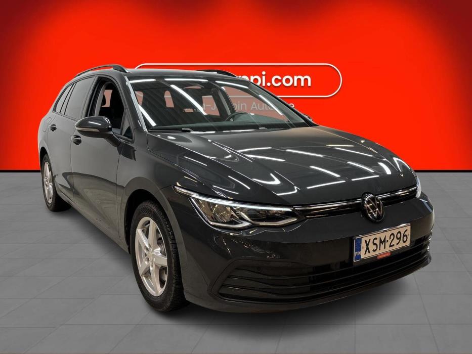 VOLKSWAGEN Golf 2024