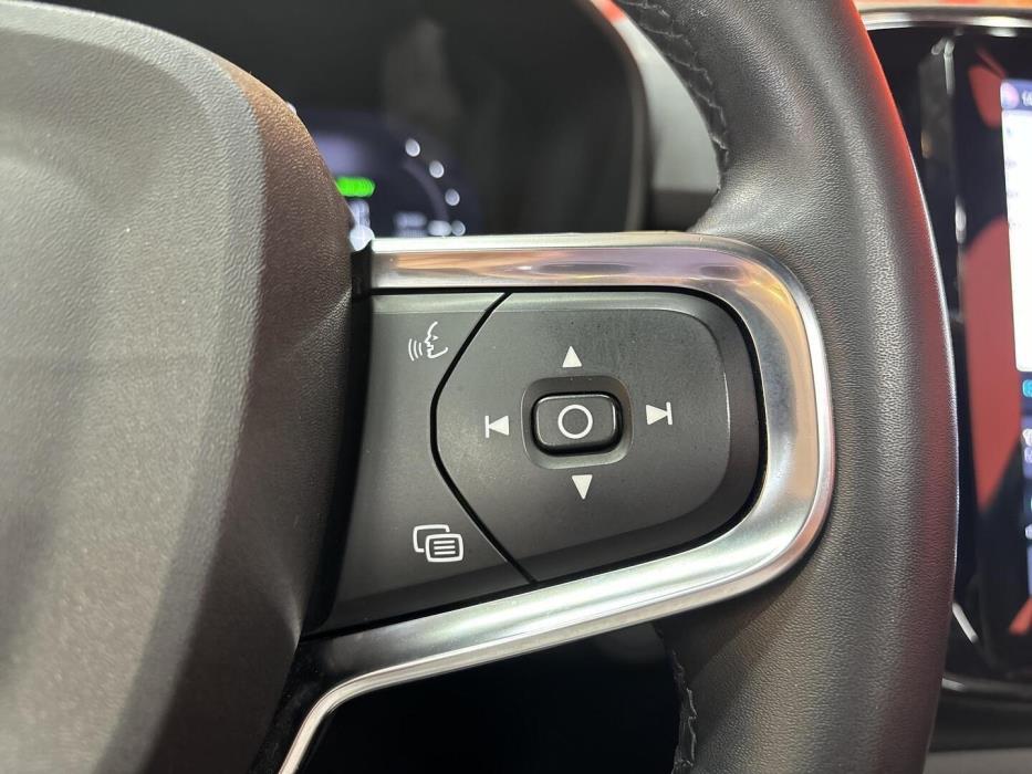 VOLVO XC40 2022