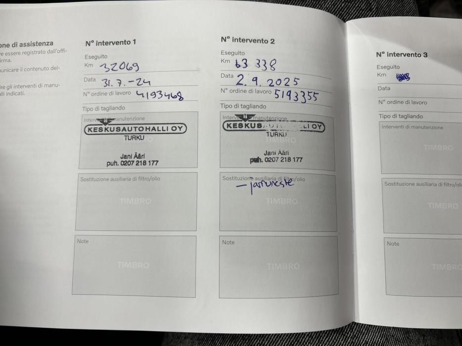 VOLVO XC40 2022