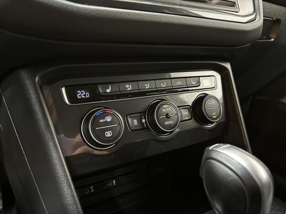 VOLKSWAGEN Tiguan 2017