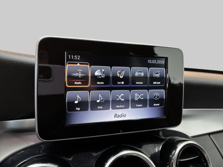 MERCEDES-BENZ C 2018