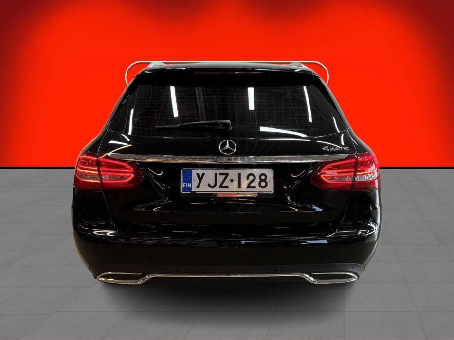 MERCEDES-BENZ C 2018