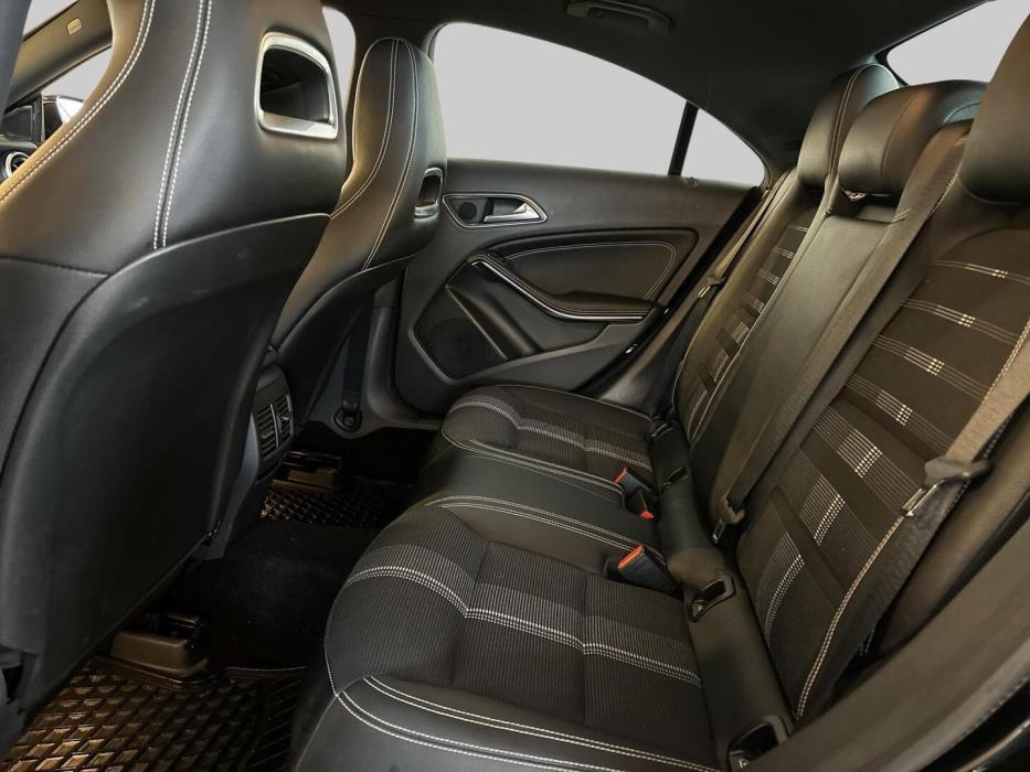 MERCEDES-BENZ CLA 2018