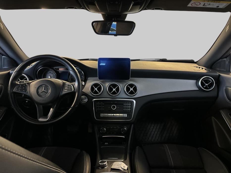 MERCEDES-BENZ CLA 2018