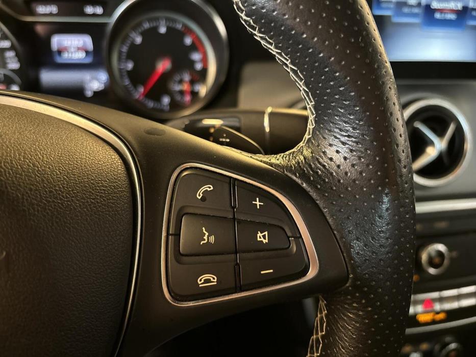 MERCEDES-BENZ CLA 2018